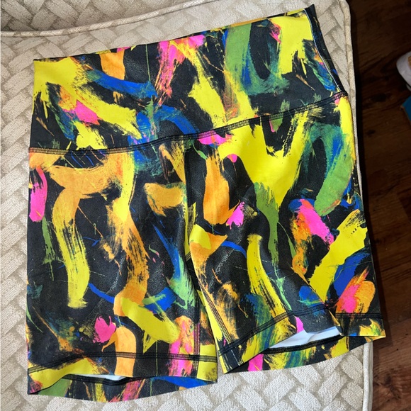 Lululemon Wunder Train HR Short 6" UNBM - Picture 2 of 3